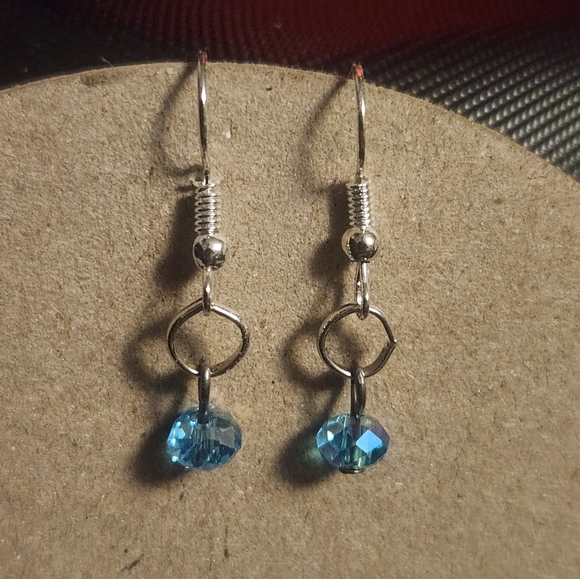 Silver Tone Hook Blue Glass Bead Dangle Earrings Tony Alexander Jewelry - Picture 2 of 2